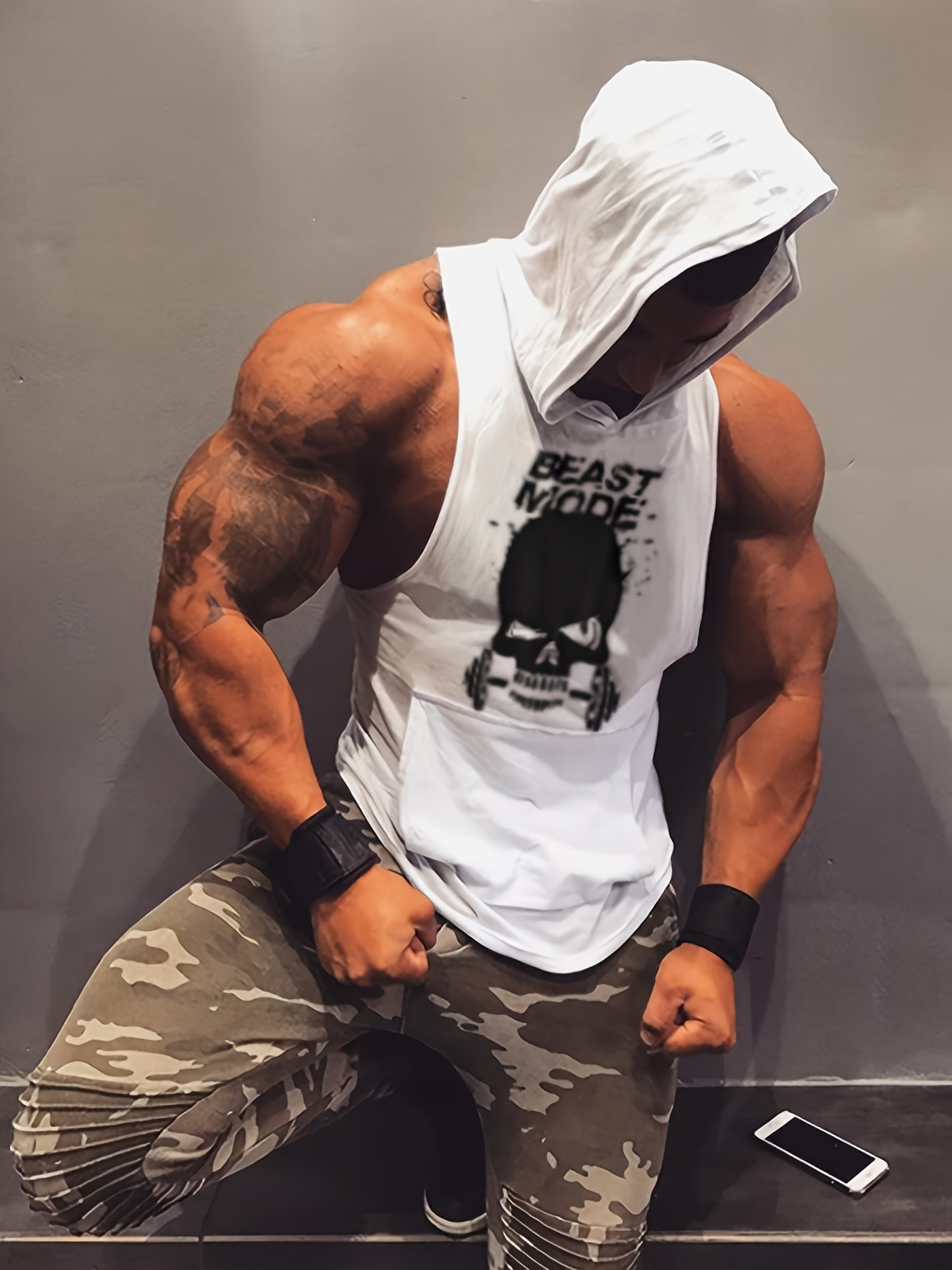 3pcs Men's Sleeveless Hooded Stringers Workout Tank Tops Skull Bodybuilding Workout Shirts