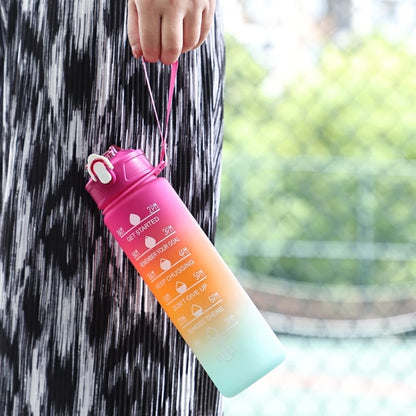Bouteille d'eau de sport de grande capacité de 800ML.
